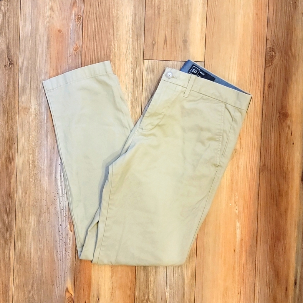 Men's khaki pants